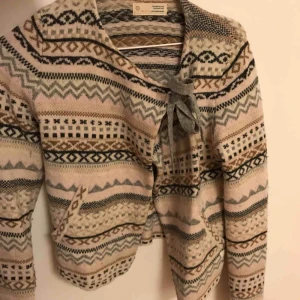  - Odd molly kofta! Supervarm och mysig, äkta.