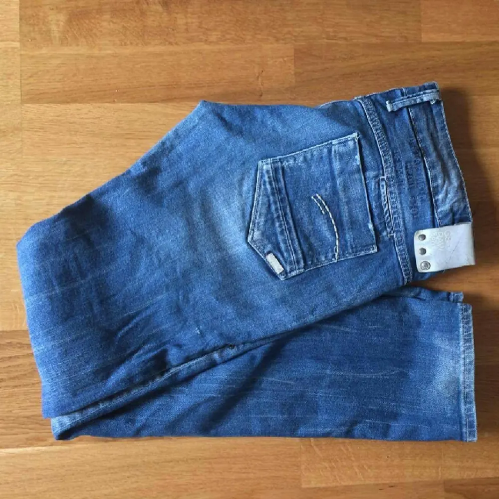 g star raw 3391 jeans. låga i midjan. . Jeans & Byxor.