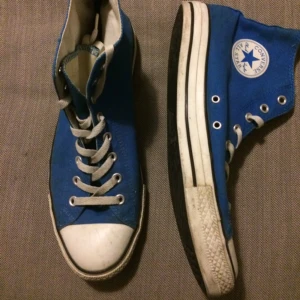  - Converse sky blue