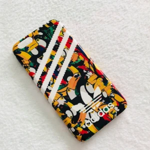  - Helt nytt skal till iPhone 6/6s. Frakt: 35 kr (vadderat kuvert) från Postnord.