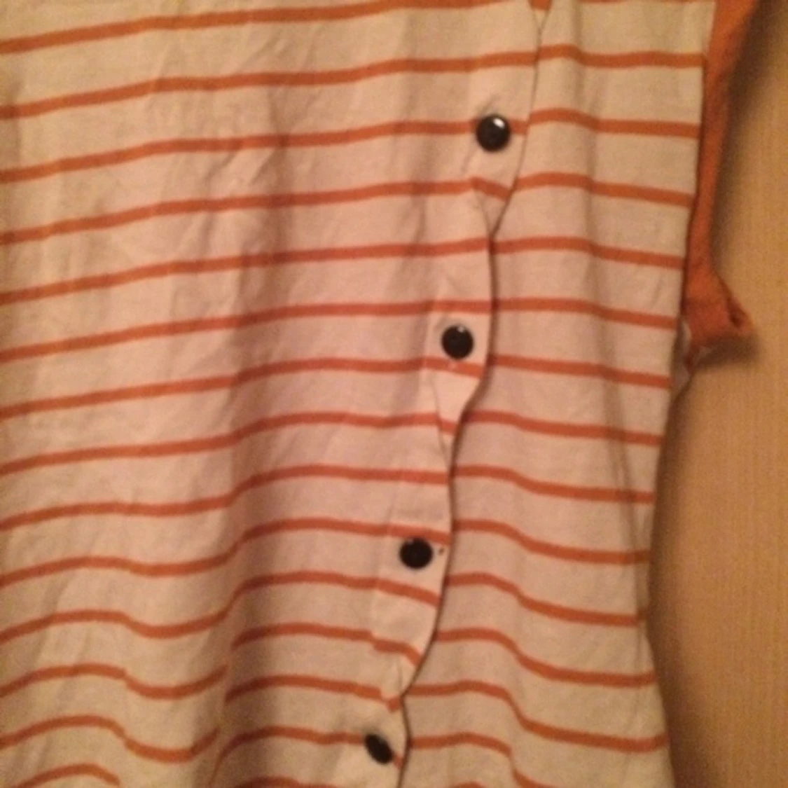 Storlek large men passar allt från small till large. Fin lite 70-tals inspirerad i bra skick - 1386009968