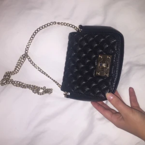  - Sparsamt använd, möts i Sthlm💖