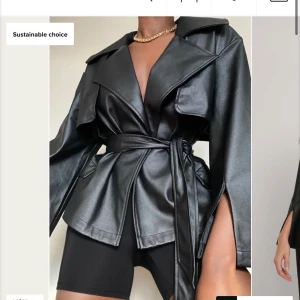 Nakd jacka - Jacka från Nakd i storlek 36. Glömde lämna tillbaka i tid, aldrig använd. 