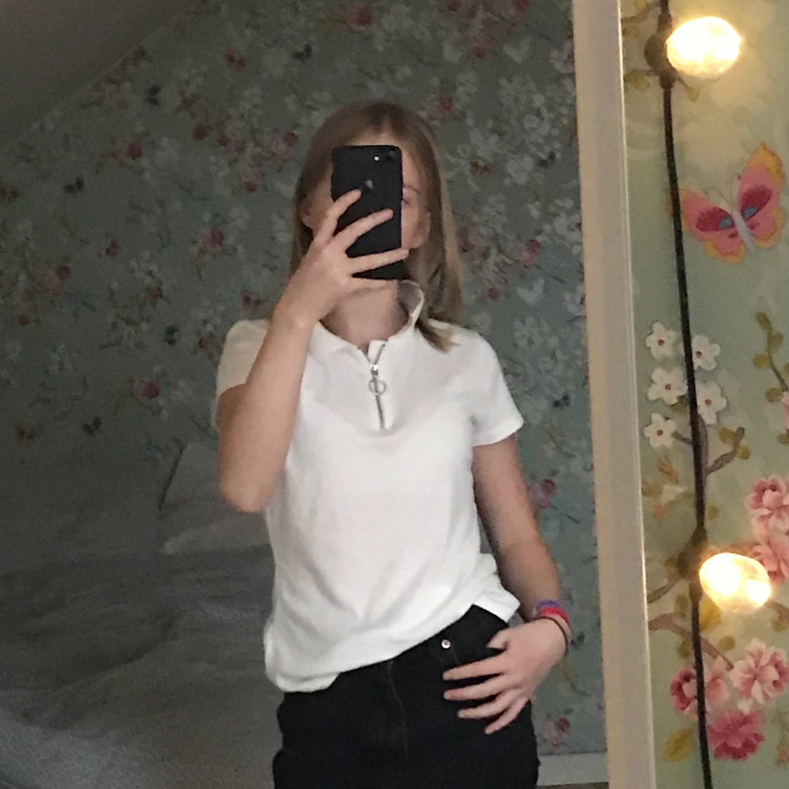 Vit t-shirt med dragkedja strl S-XS