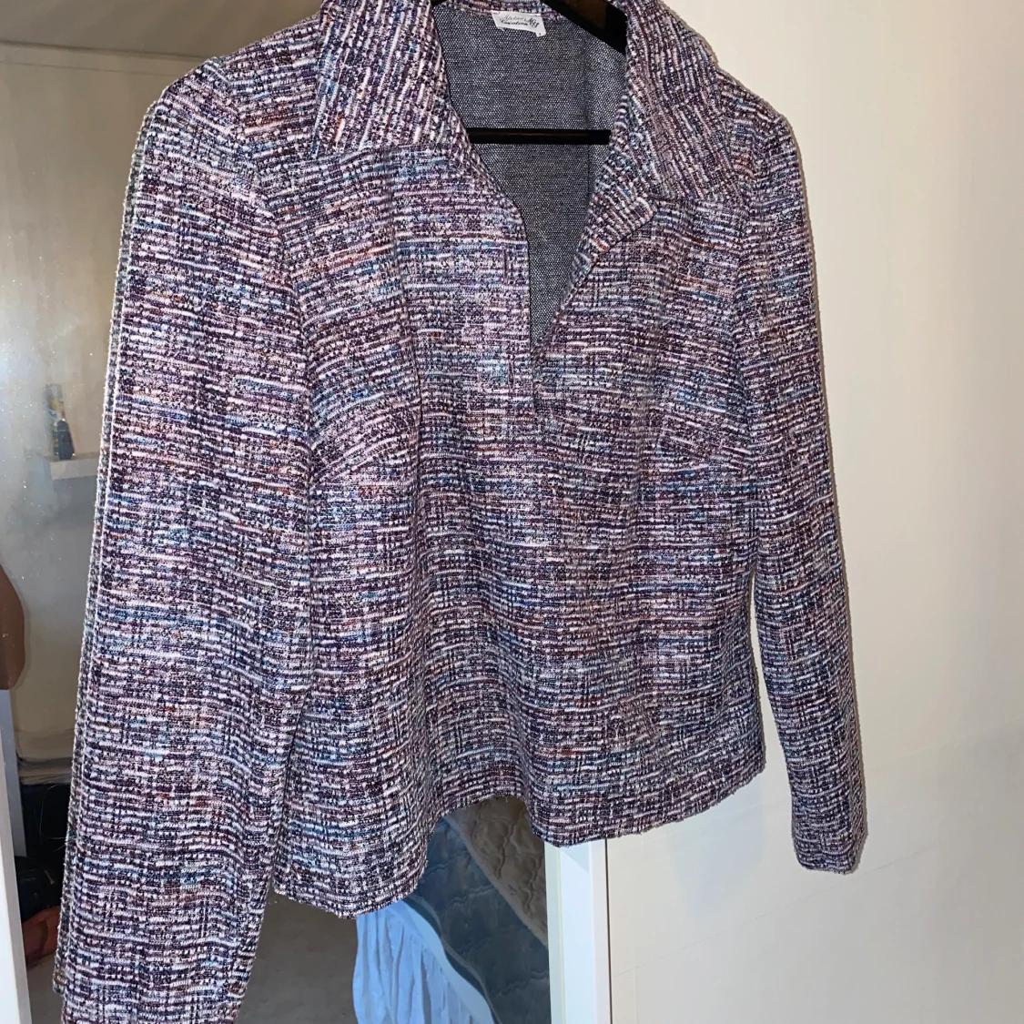 Mysig multifärgad tröja - 90