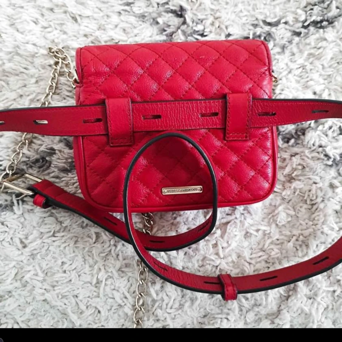 Rebecka Minkoff magväska/ axelremsväska  - 90