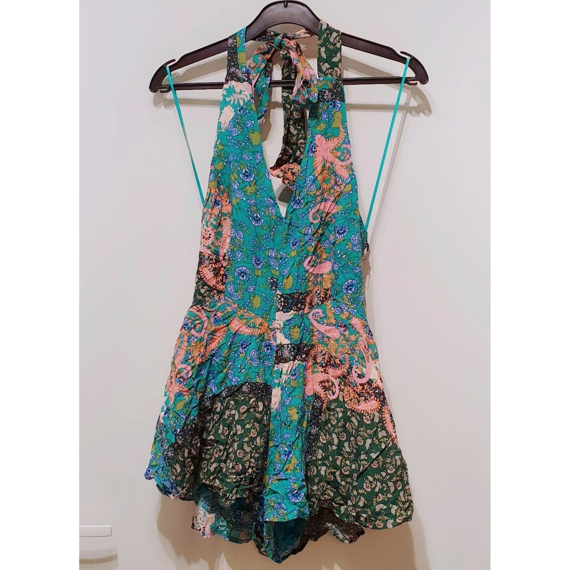 Romper / jumpsuit / playsuit