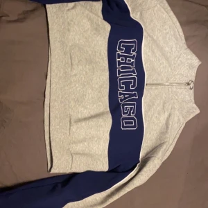 Chicago tröja  - En jättefin sweatshirt som är i nyskick! Nypris 199🤞🏼