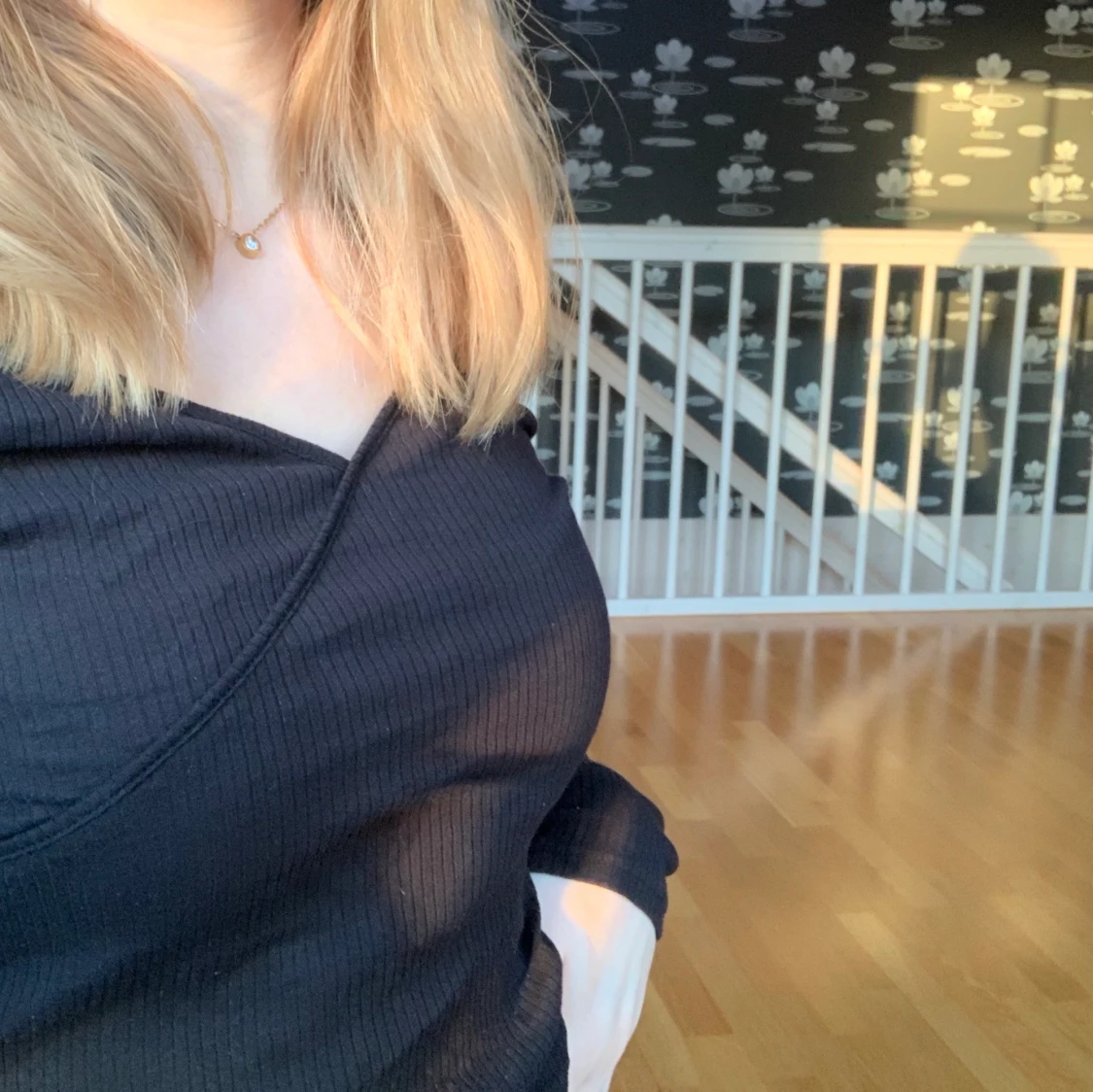 Svart långärmad från hm  - 90