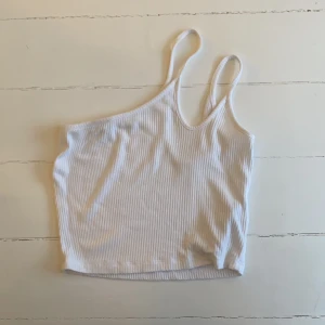 Linne - Linne från NAKD i S