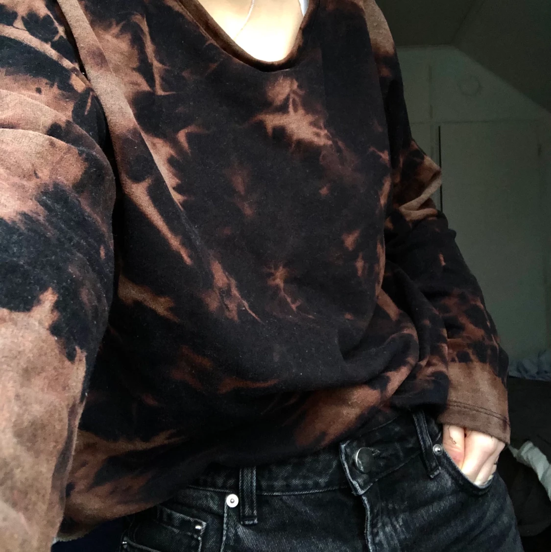 Tid dye tröja med tryck