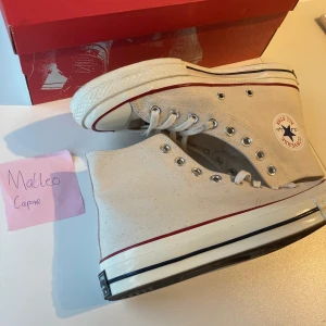 Converse Chuck 70s - Höga Chuck 70s •Oanvända •Storlek 40 •Nypris 900kr •Köpta på arket