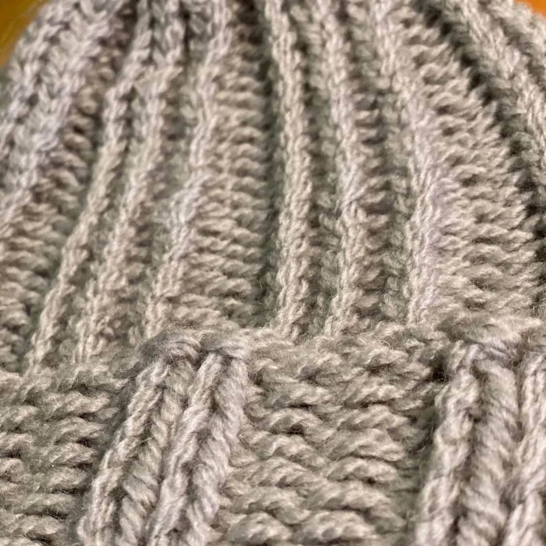 Handstickad Mössa - 90