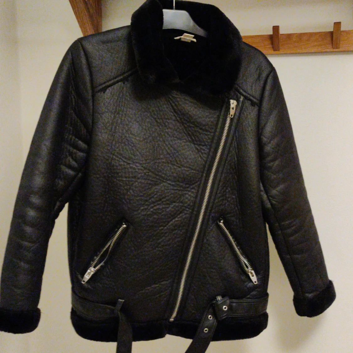 H&M skinn och pälsjacka - 90