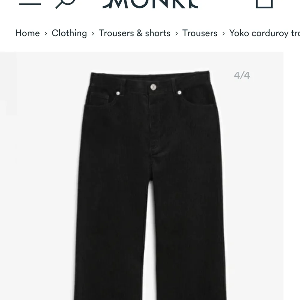 Vida manchester jeans från Monki, storlek 34, 200kr+ frakt. Jeans & Byxor.