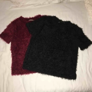  - Snygg, mjuka och mysiga tröjor. 50 kr/st. Oanvända och passar både S och XS. Har du några frågor eller vill ha fler bilder är det basa att skriva till mig 😊 Frakt betalar köparen.