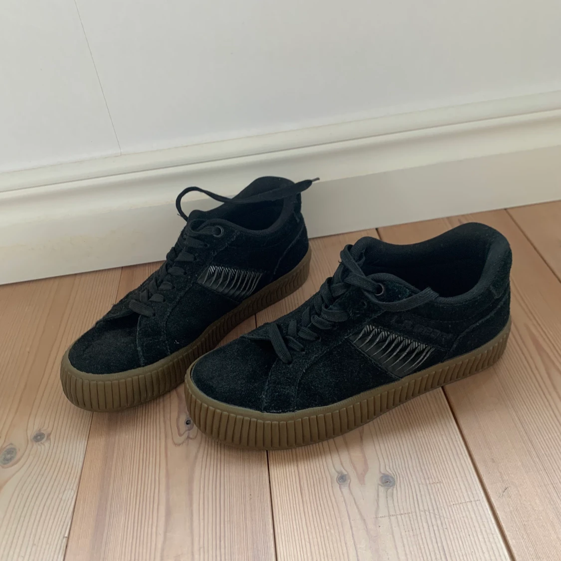 La Gear sneakers svarta  - 90