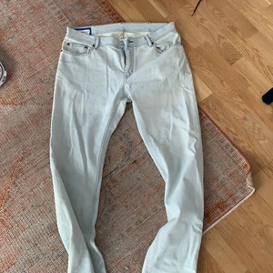Acne Jeans Blå Konst 34/32 - Se bilder, använda en gång