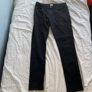 Grunt, stentvättade jeans, Storlek 29 - Grunt stentvättade jeans