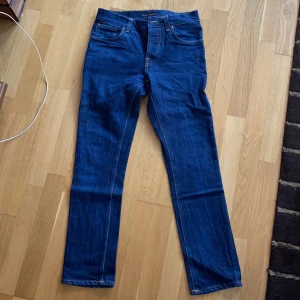 Nude jeans - Oanvända nude jeans, pga storleken är fel