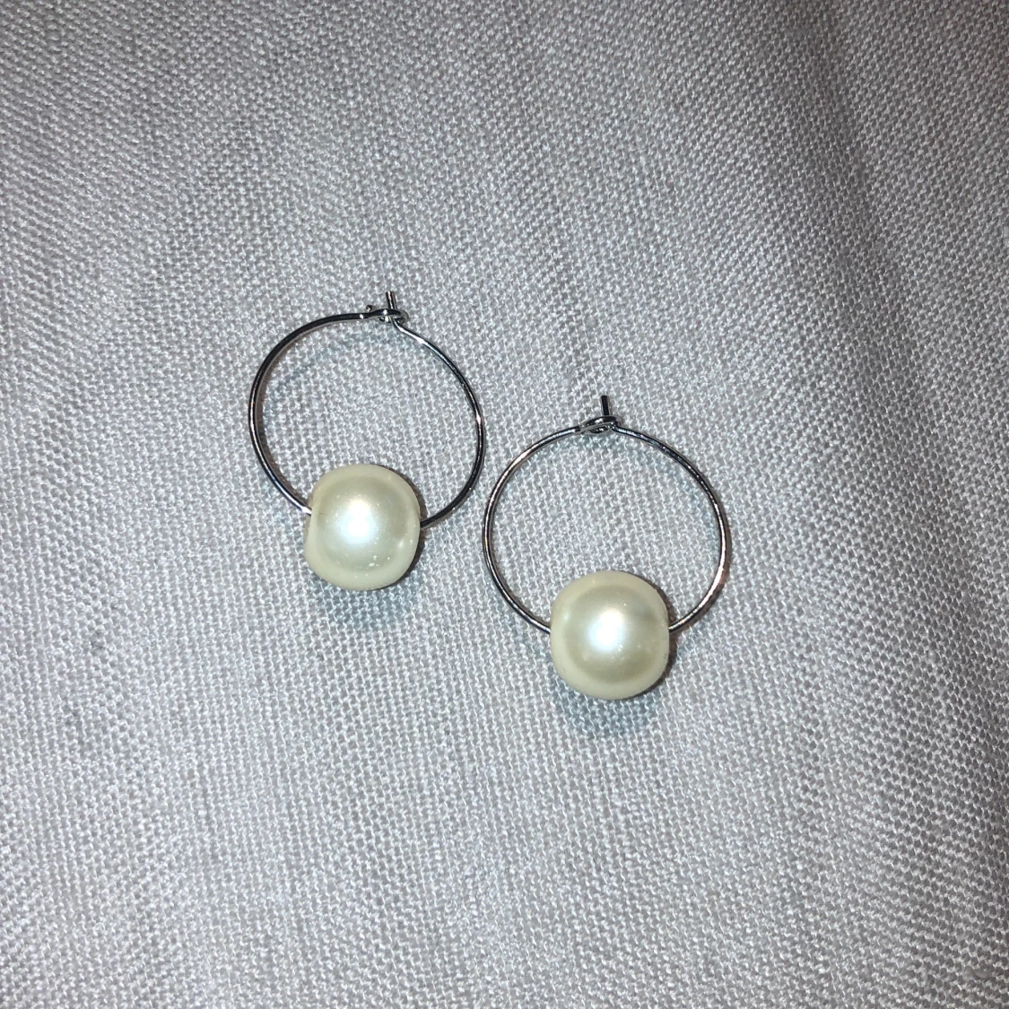 Små hoops med pärlor - 90