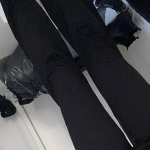 Kostymbyxor  - Snygga kostymbyxor säljer då jag har många liknande:) köpt för 400