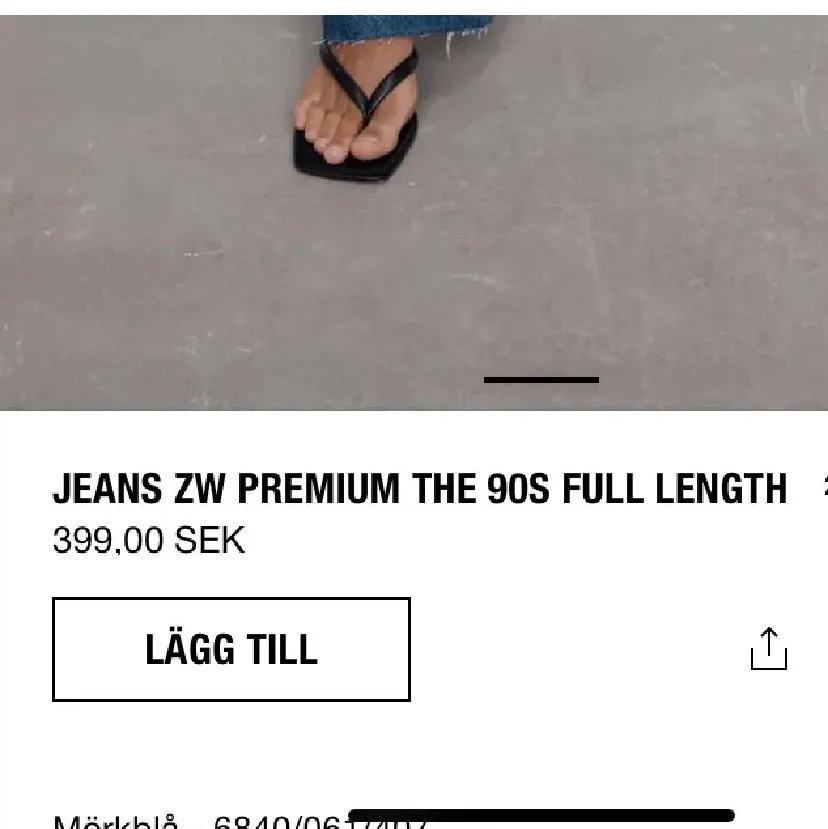 Säljer dessa supersnygga och populära jeans från zara! Säljer jeansen då de tyvärr är försmå runt höfter och rumpa på mig. Använda en gång och är i nyskick. De är i storlek 36 och jag är 175cm, de är perfekta i längden för mig. För dig som är kortare går det bra att klippa för att få längden du önskar. köpta för 399kr & buda gärna i kommentarerna💞 (frakt ingår inte). Jeans & Byxor.