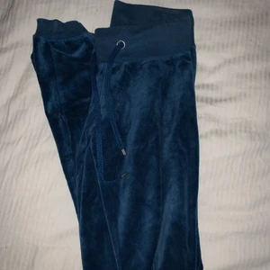 Mjukisbyxor - Mjukisbyxor från Cubus. Marinblåa✨