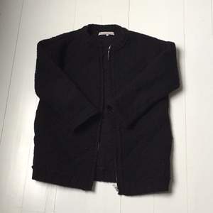 Black quilted coat from & other stories. Fits both S and M. 