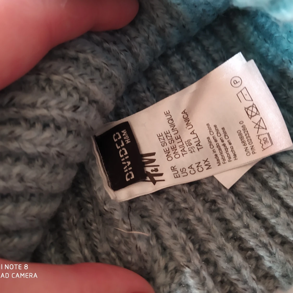 Grå/blå stickad mössa divided onesize - 90