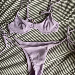 Bikini SHEIN  - Helt ny bikini strl S. Väldigt liten kupa på överdel