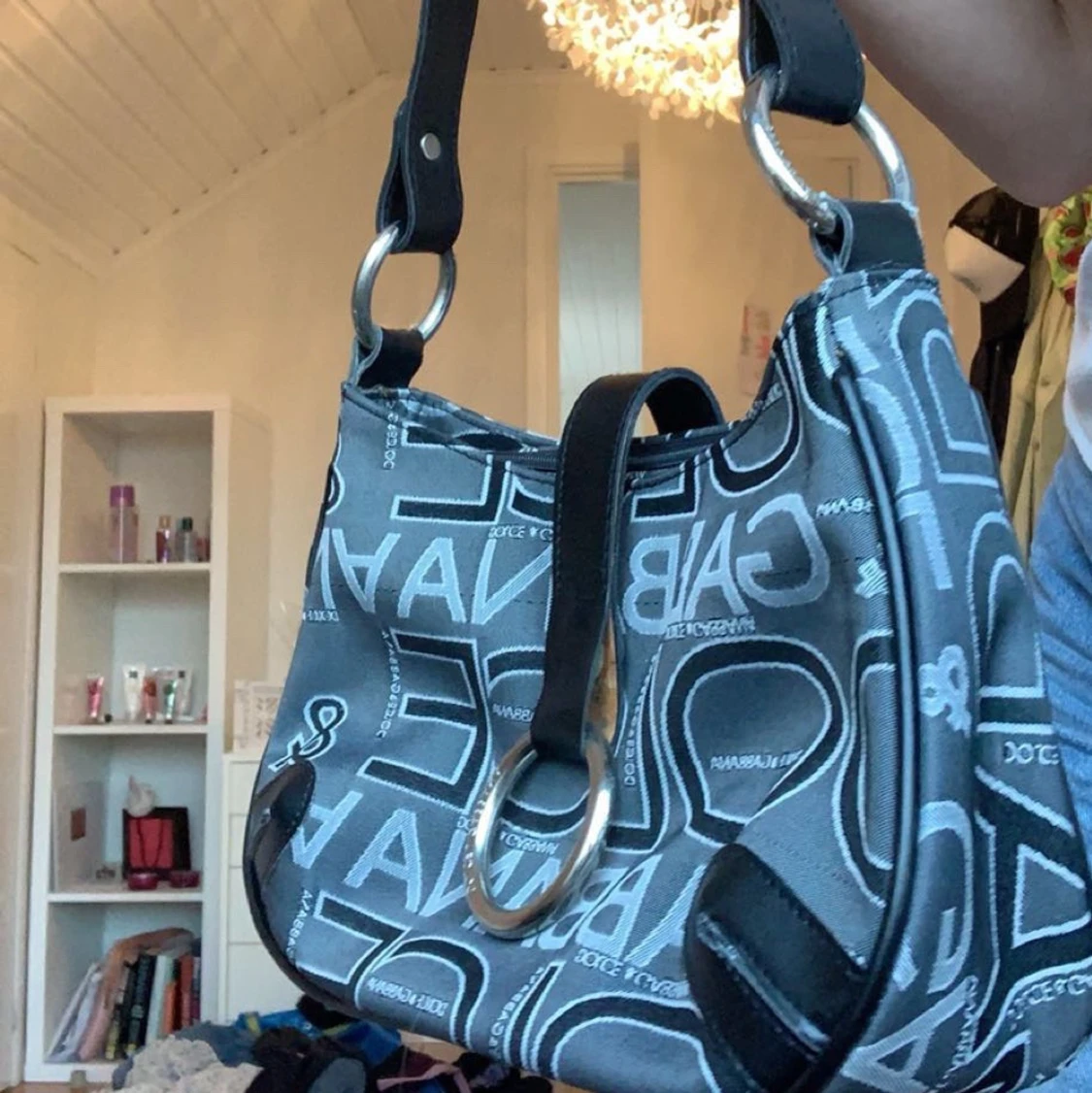 Dolce & Gabana väska  - 90