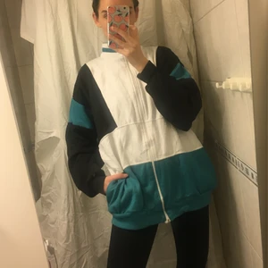 Retro sweater / tröja - Cool vintage och retro tjocktröja med dragkedja 👾