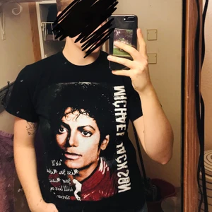 Michael Jackson T-Shirt - T-Shirt med Michael Jackson-motiv, jättesnygg graphic t-shirt💫 