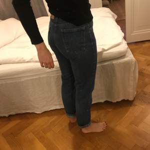 Perfekt sittande Levis jeans 29/30 Är själv en strl 27 i vanliga jeans 