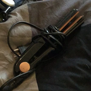 Krustång från Melissa hair care - Använt skick, krustång från Melissa 