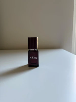 Caia Bisou  - 15 ml, lite använd. 