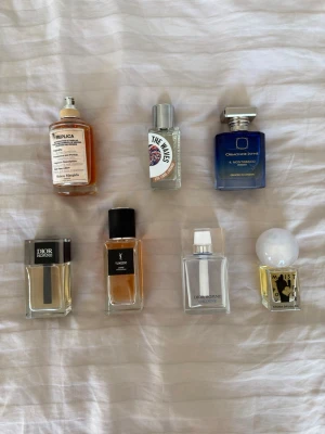 Byte parfym - Söker byten med någon av 7 olika parfymer: Above the waves - ELdO, By the fireplace - maison margiela, montabaco verano - Ormonde Jayne, Tuxedo - YSL, Mistpoufer - Stora skuggan, Dior homme, Dior homme cologne (2013 batch). Seriösa förslag tack