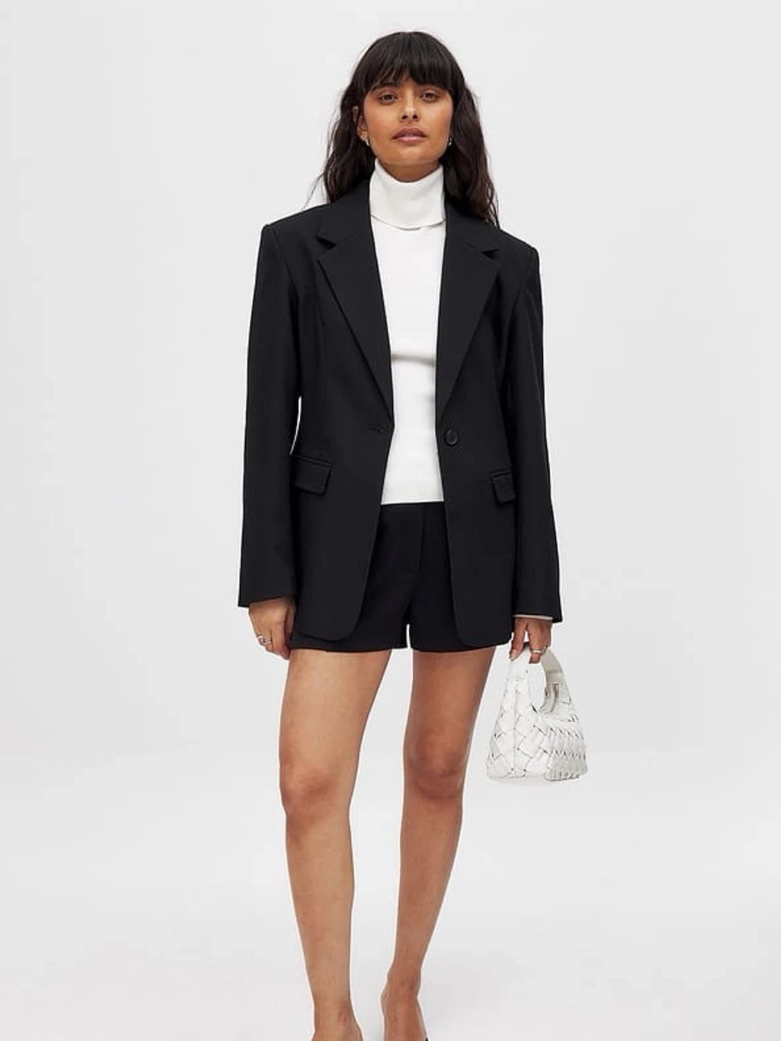 Svart oversized kavaj med breda slag - 1