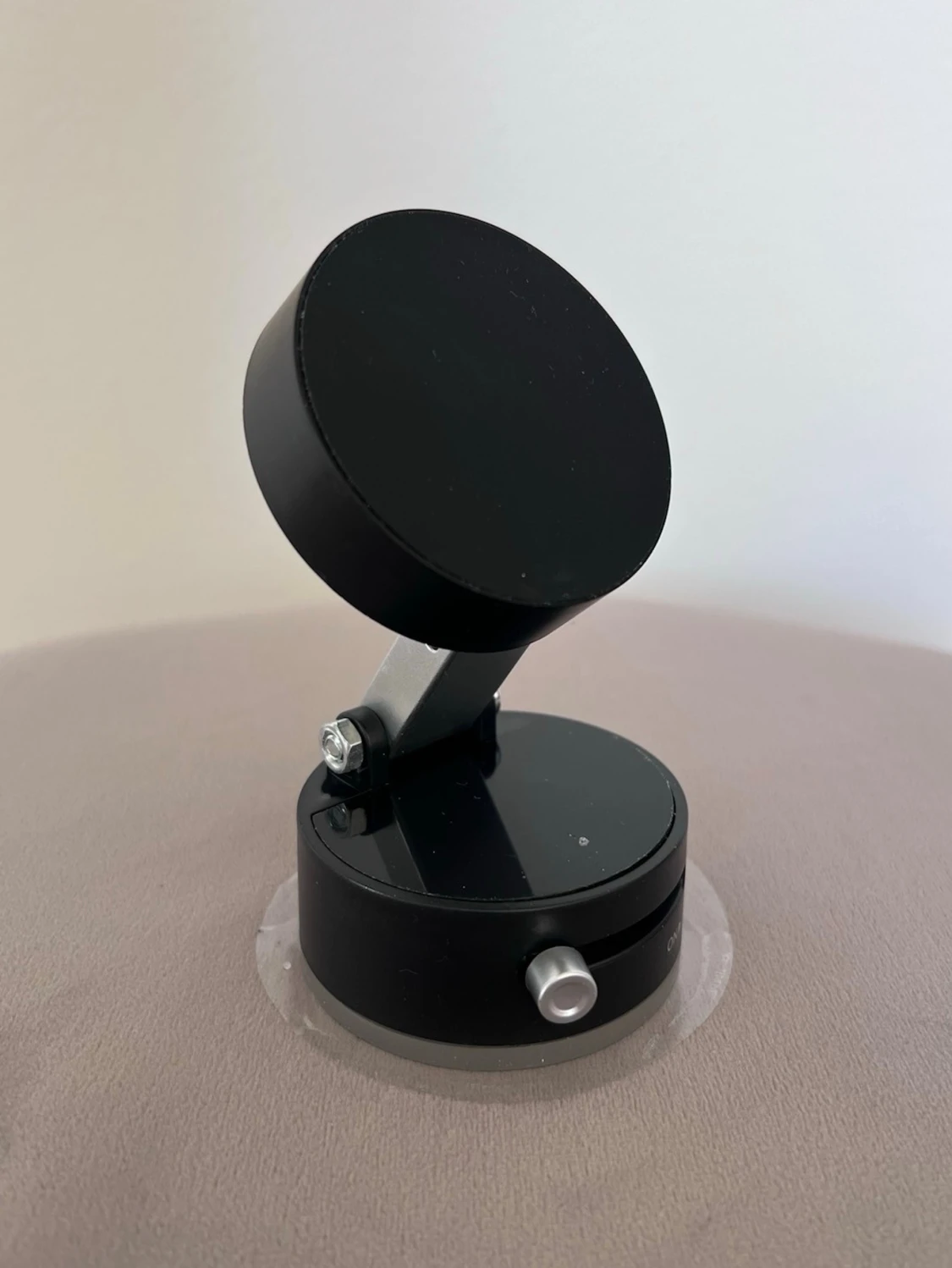 Magnetisk mobilhållare med vakuum (ny) - 1