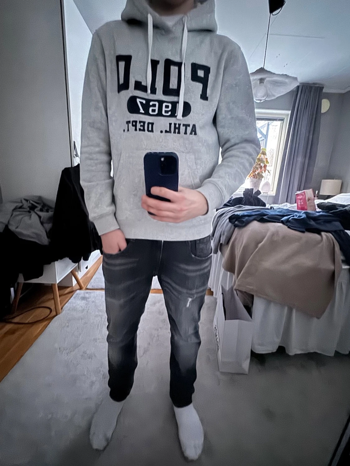 Grå hoodie från Polo Ralph Lauren - 1