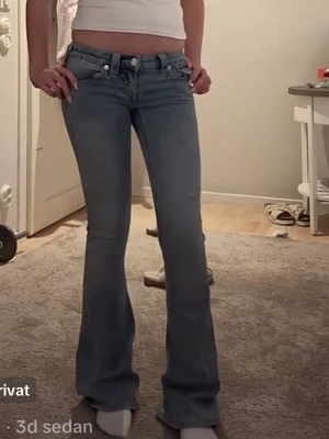 True religion jeans  - Ljusblå true religion jeans storlek 23