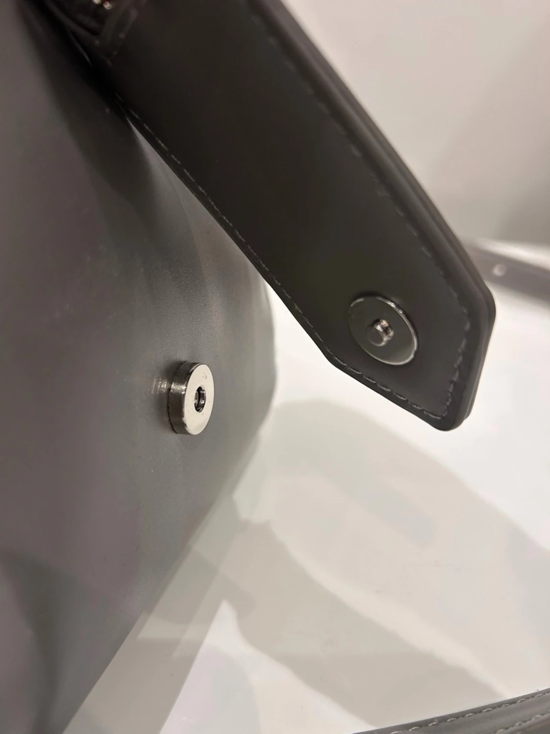  Grå handväska  - 3