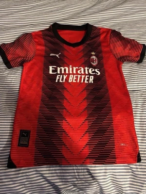 AC Milan matchtröja röd/svart - Snygg AC Milan matchtröja 