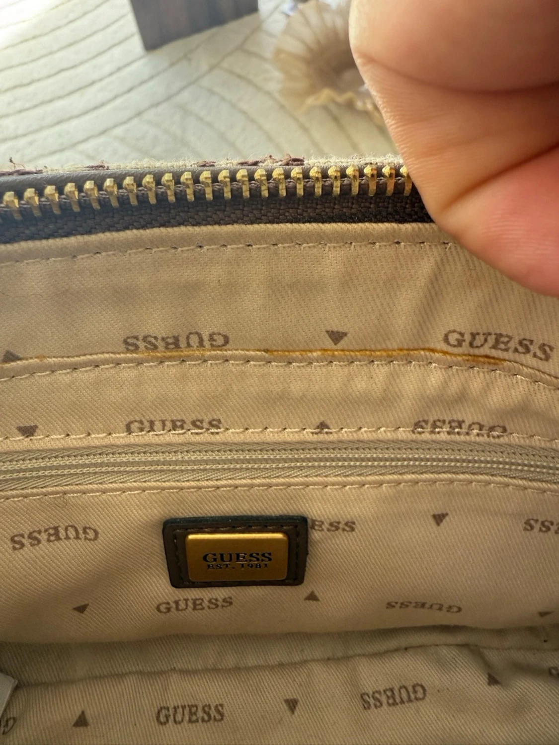 Brun Guess-väska - 4