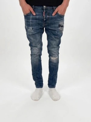 Dsquared2 jeans - Dsquared2 jeans med slitningar i storlek 44