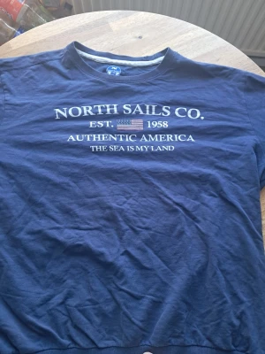 North sails sweater  - Säjler en North Sails sweater, Storlek XXL, bra skick 