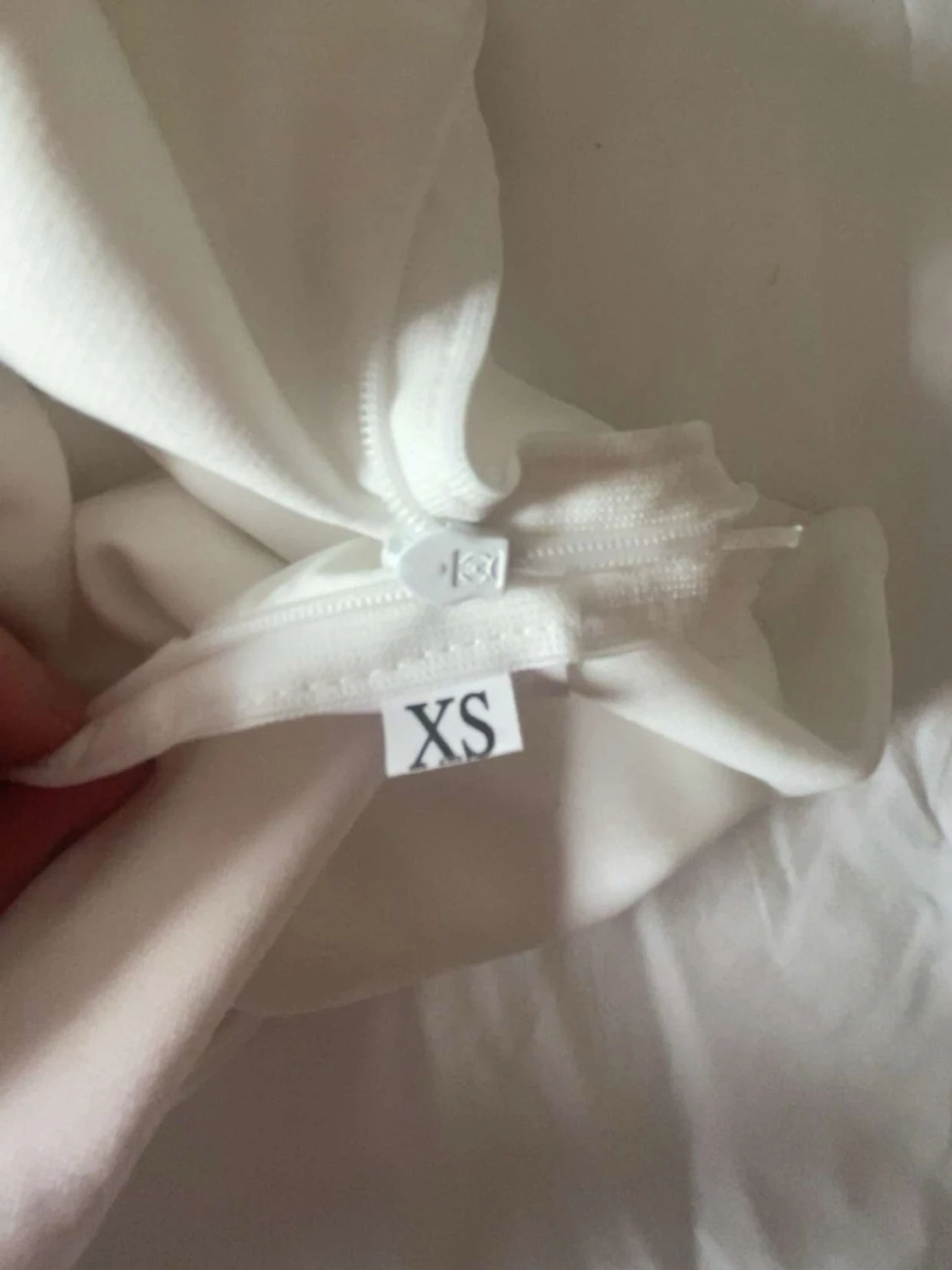 Vit linnetopp med knyt XS - 1
