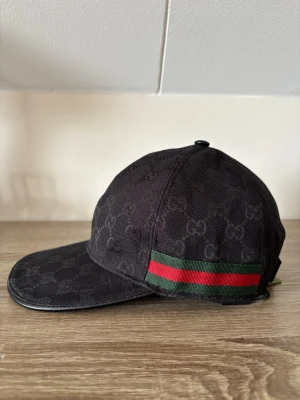 Svart keps - Svart keps, helt ny och perfekt för sommaren