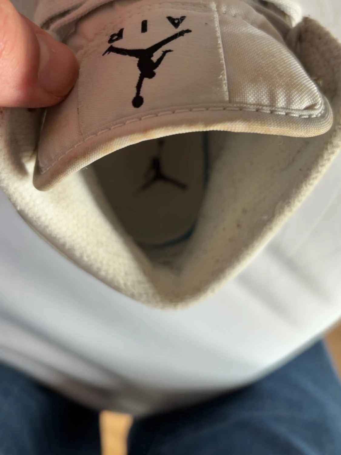 Air jordans  - 3